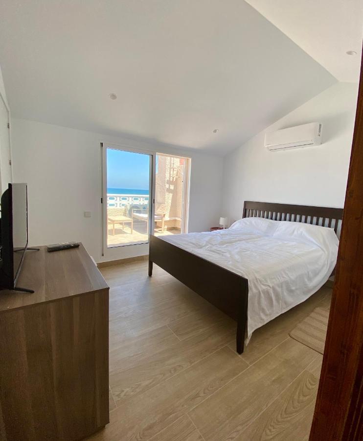 Modern Beachfront Townhouse Villa Perello  Ngoại thất bức ảnh